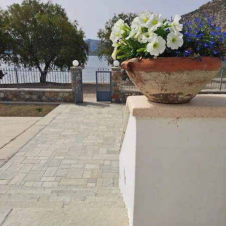 Villa X Xirokampos Leros