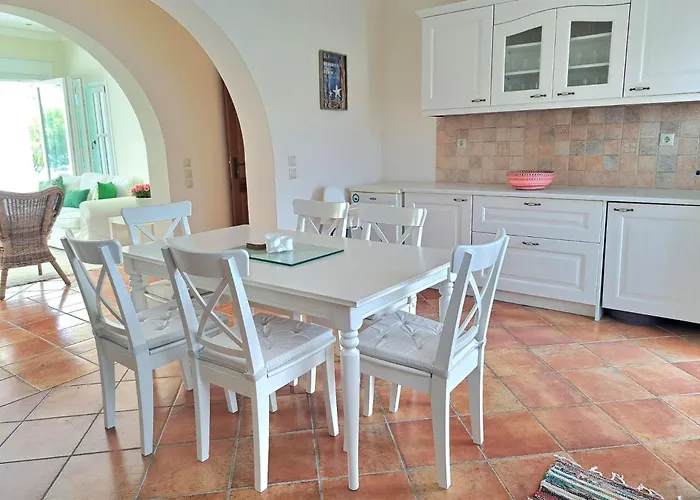 فيلة X Xirokampos Leros