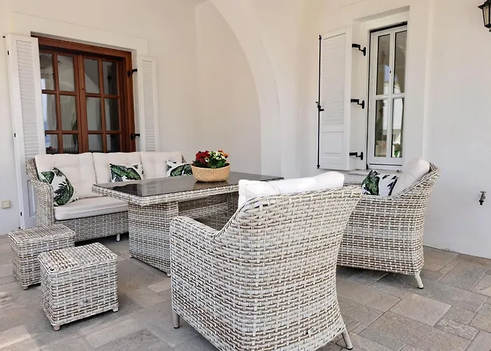 X Xirokampos Leros فيلة