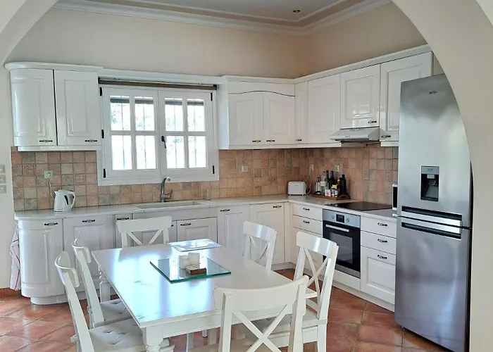 X Xirokampos Leros فيلة *