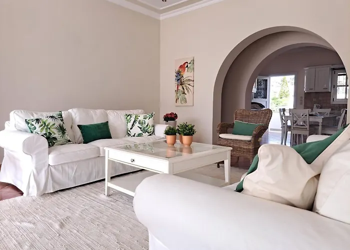 X Xirokampos Leros فيلة *